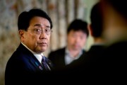 黔南日本贸易谈判代表赤泽亮正据悉本周考虑返回华盛顿继续谈判